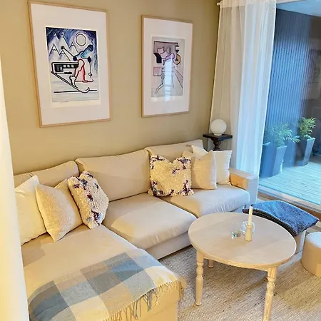 Modern Near Center Of Apartment *